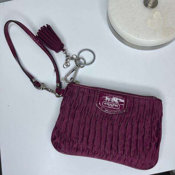 Coach Signature Madison Gathered Burgundy Wristlet - Picture 1 of 4